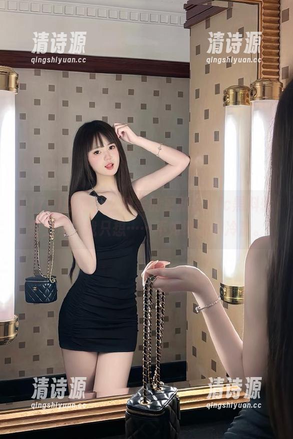 这是什么神奇的更新，17c黑料轮番上演，我只想……不如喝饮料冷静。