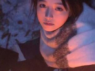 在17c吃瓜的黑料世界，各种花式分享，真真假假你能搞明白吗！