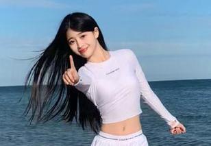 “17吃瓜中心”的瓜真是比水果店的还丰富，分享的内容让我有点迷糊？
