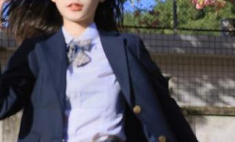 “17吃瓜网”的在线八卦，轻轻松松把日常烦恼都抛掉吧！