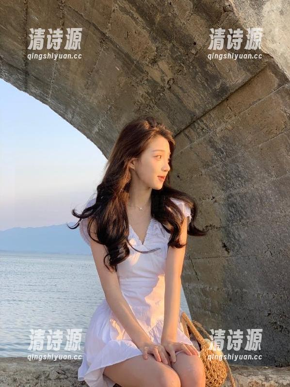 在51cgfun上在线刷瓜，感觉生活的烦恼一下子被抛到了九霄云外！