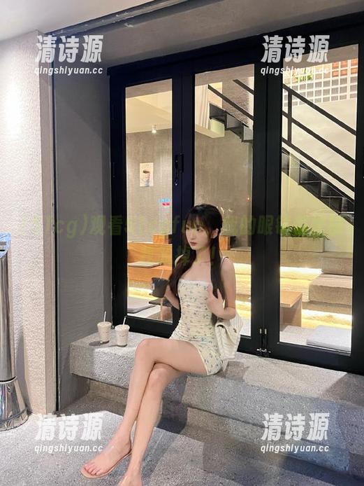 观看51cgfun，我的眼镜都快被我脱掉了！