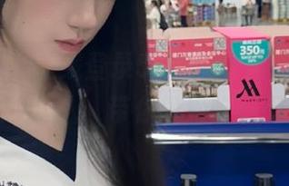 上线登录51吃瓜官网，一秒变身幽默小达人，带你轻松吃瓜无压力！