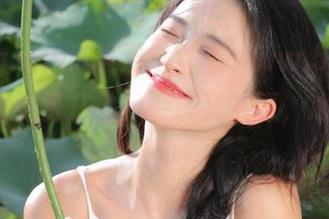 强烈推荐“www.52cg.com”的免费八卦，经济又实惠，心动不如行动！