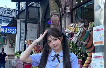 这种八卦，就在52吃瓜网，随时随地满足你无限好奇的网站。