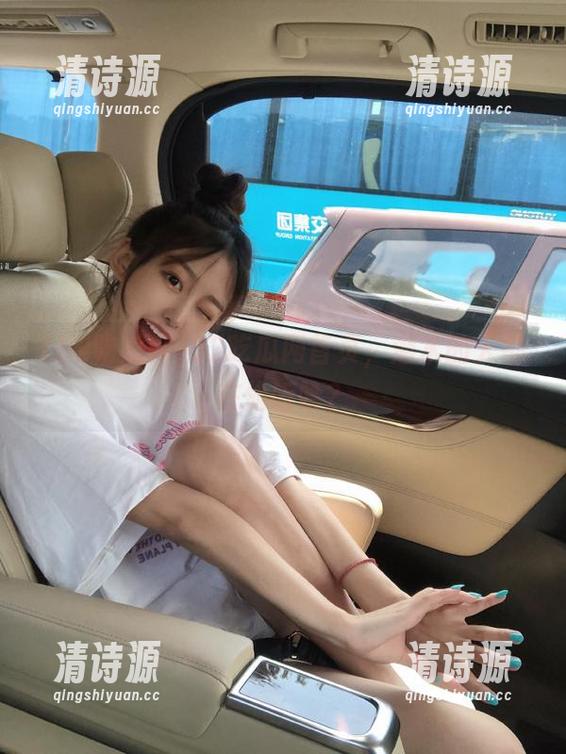 52吃瓜网首页,潜水的人都在偷听啥? 52吃瓜网首页,潜水的人都在偷听啥?