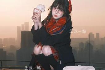 下载“91吃瓜”，网红们的瓜吃到嘴软都不够！