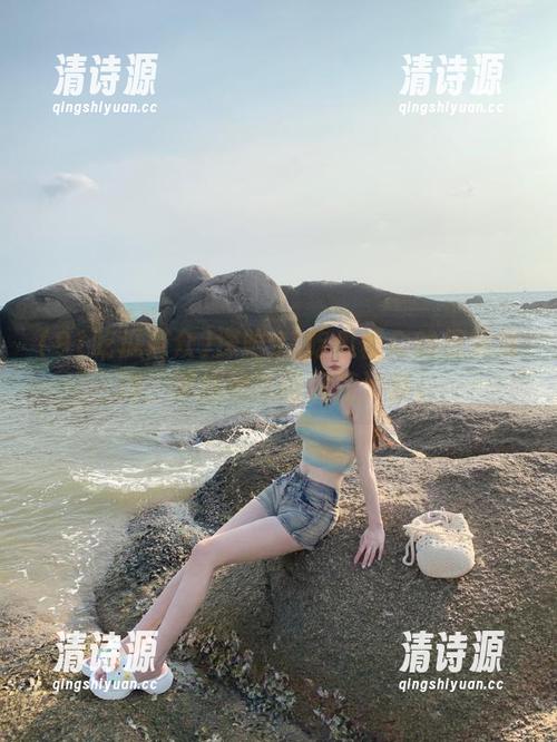 深陷91吃瓜群众的视频海洋，笨拙地试图保持冷静。