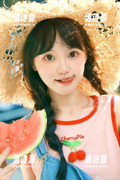 一边刷“吃瓜17”app,一边心里默念“我今天不想吃瓜”——真有点儿难! 一边刷“吃瓜17”app,一边心里默念“我今天不想吃瓜”——真有点儿难!