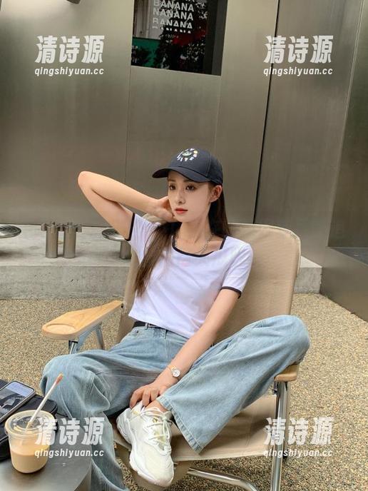 加班?不!我在吃瓜网苹果版追今日热门大瓜呢 加班?不!我在吃瓜网苹果版追今日热门大瓜呢