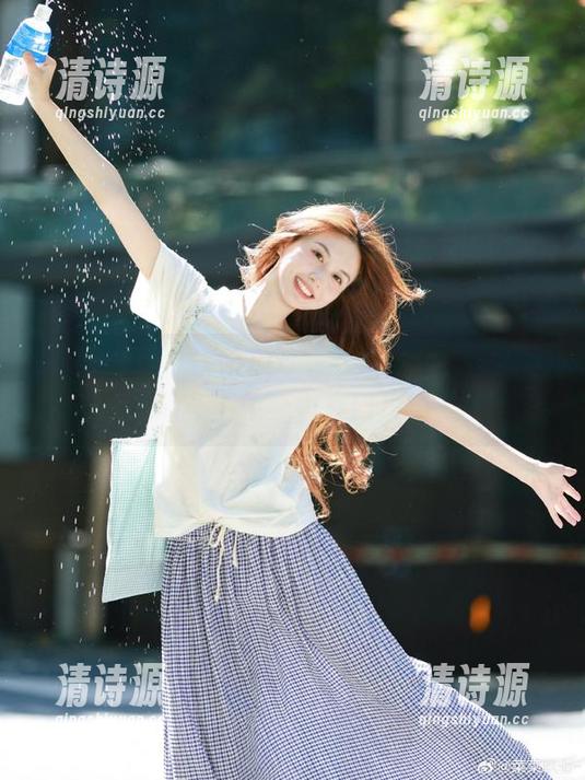 娱乐718要解锁“ios奢华版”了?把我给扔在门口了! 娱乐718要解锁“ios奢华版”了?把我给扔在门口了!