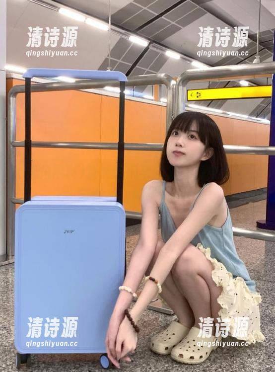 直达吃瓜乐趣,“海角黑料”带你一路探秘瓜田! 直达吃瓜乐趣,“海角黑料”带你一路探秘瓜田!