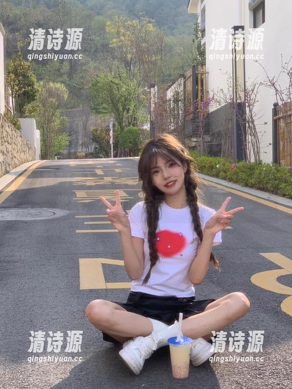 “黑料718”的入口就像是时光机,不知道会带我去哪里。 “黑料718”的入口就像是时光机,不知道会带我去哪里。