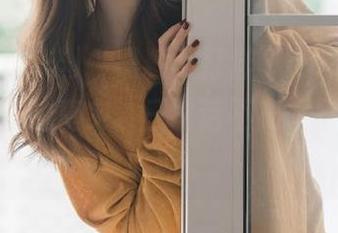 “黑料不打洋”app，让你怀疑人生的真实，三句话不离本行，哈哈哈哈。