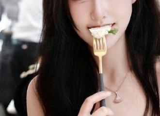 回家的路上，竟然丢了几块黑料不打烊的‘幽默’？